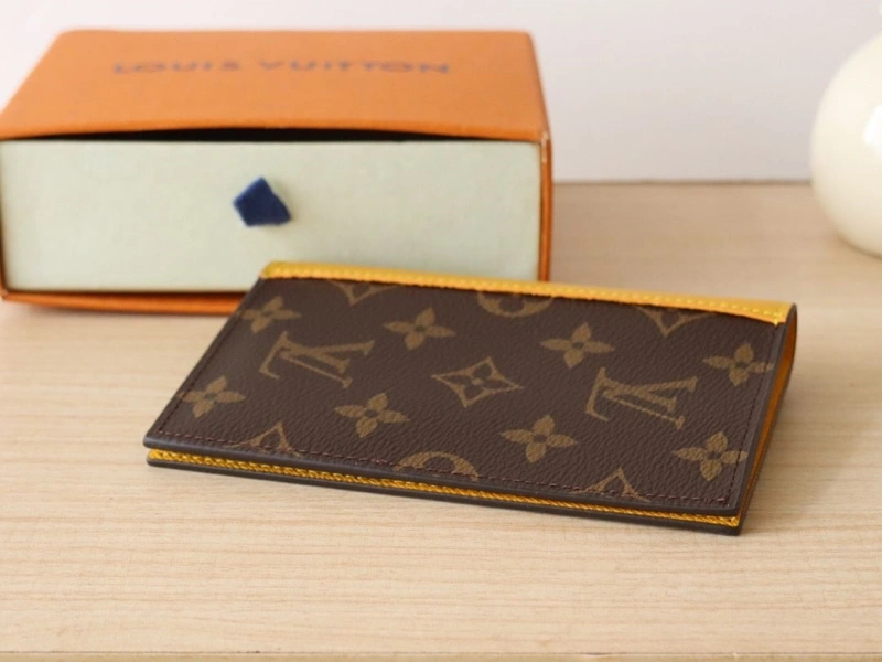 LV Wallets 4178A-0201