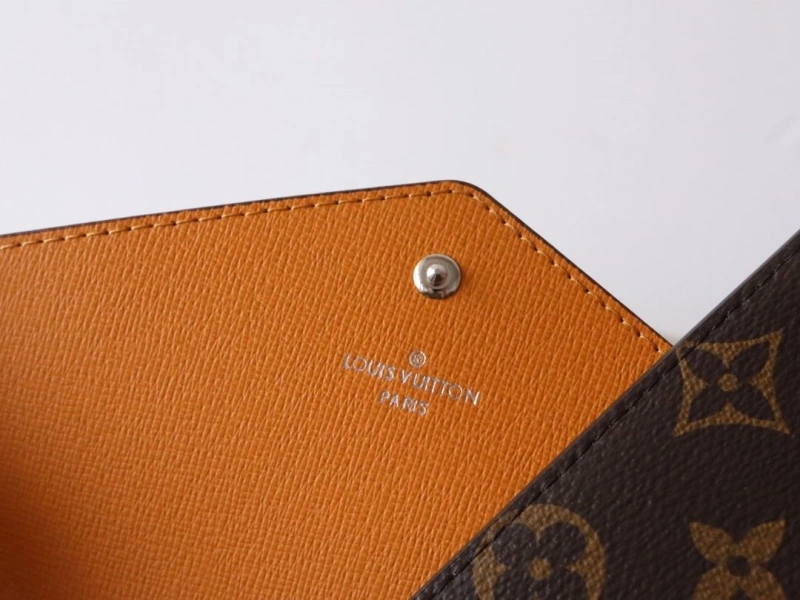 LV Clutch Bags 4178A-0207