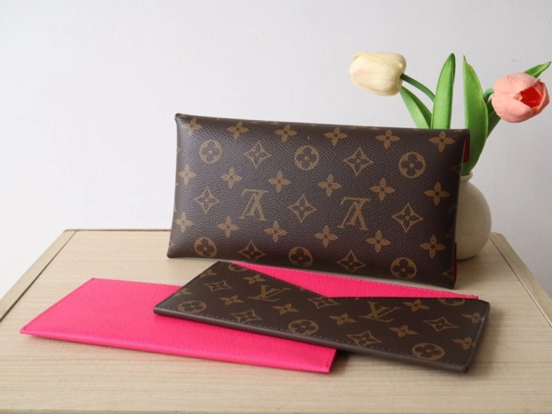 LV Clutch Bags 4178A-0208