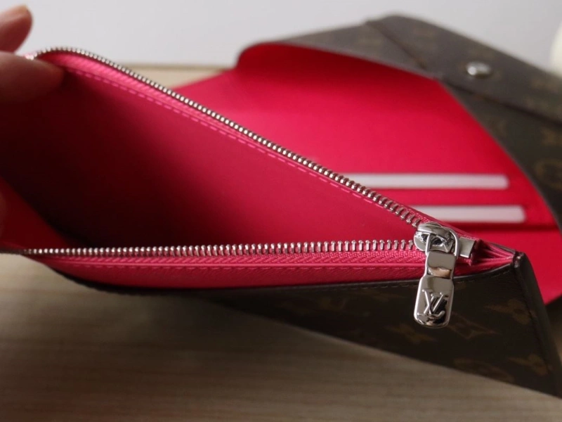 LV Clutch Bags 4178A-0208