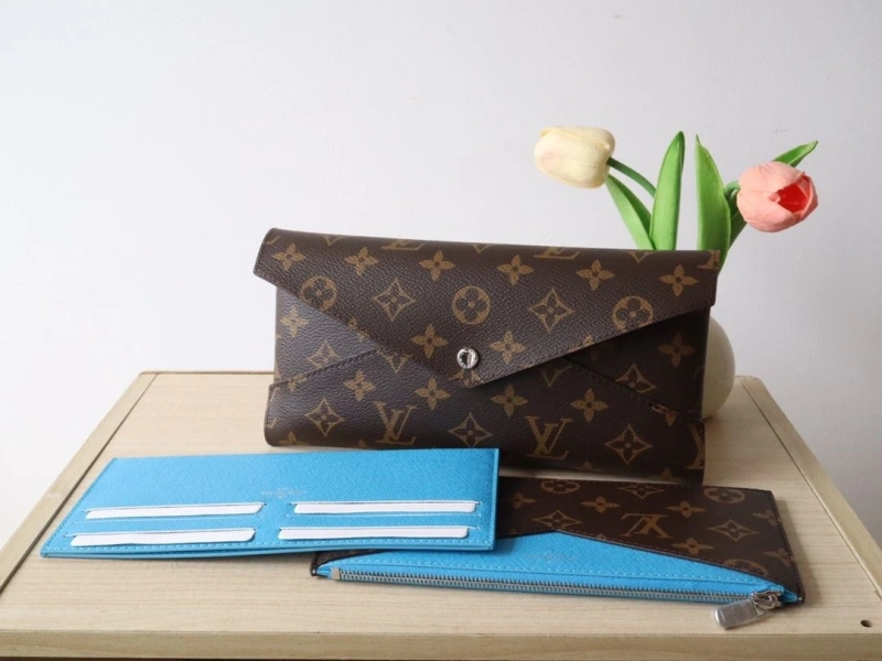 LV Clutch Bags 4178A-0209