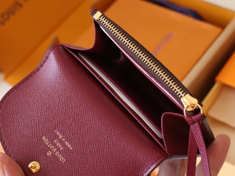LV Wallets 4178A-0221