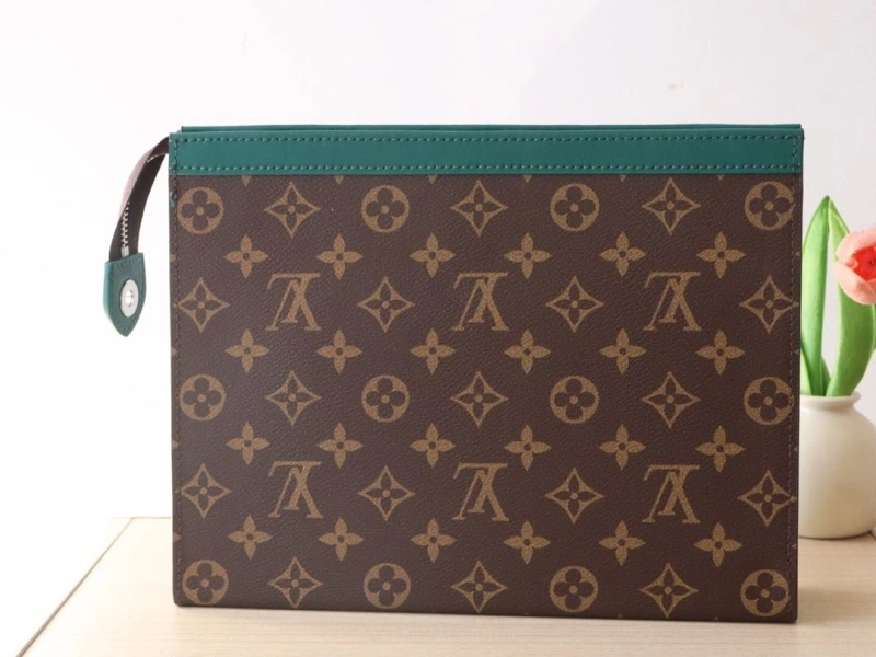 LV Clutch Bags 4178A-0235