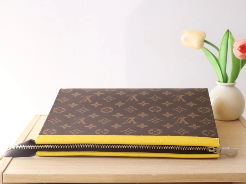 LV Clutch Bags 4178A-0236
