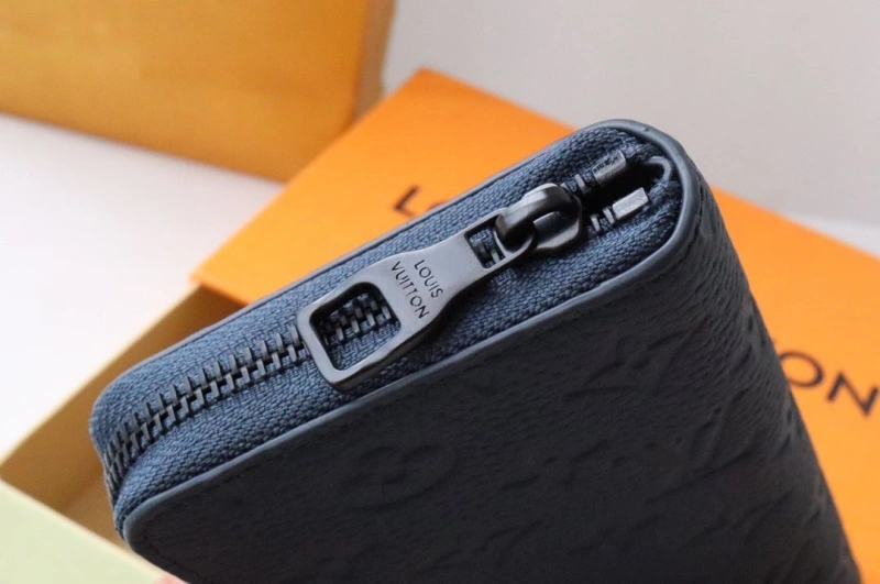 LV Wallets 4178A-0251