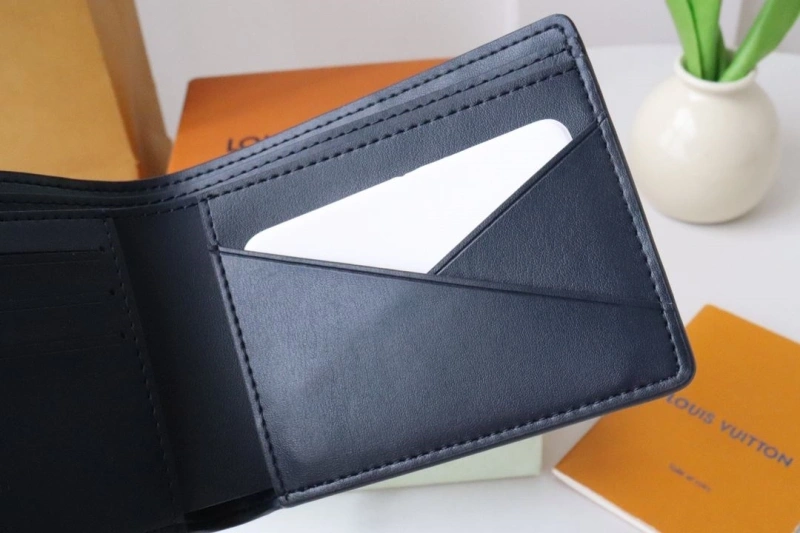 LV Wallets 4178A-0254