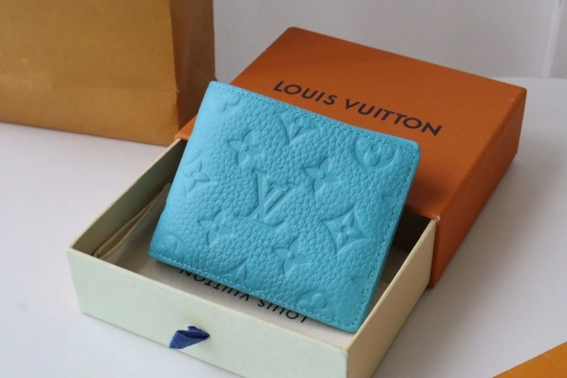 LV Wallets 4178A-0255