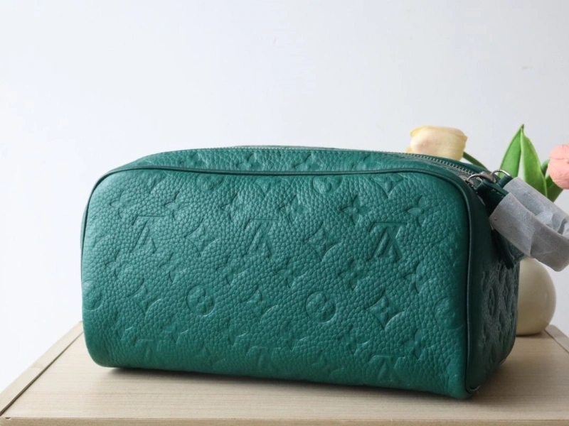 LV Cosmetic Bags 4178A-0258