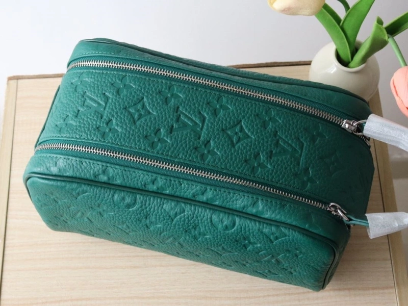 LV Cosmetic Bags 4178A-0258