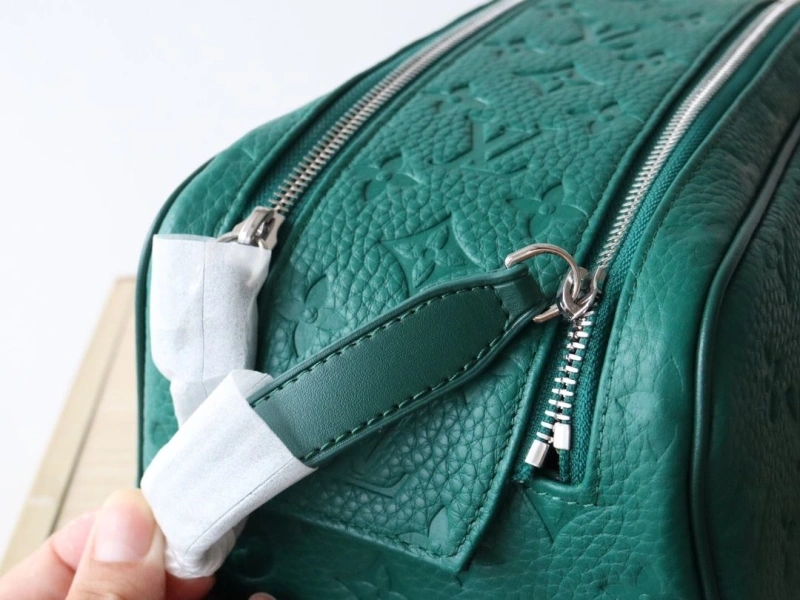 LV Cosmetic Bags 4178A-0258