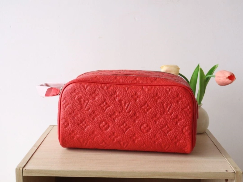 LV Cosmetic Bags 4178A-0259