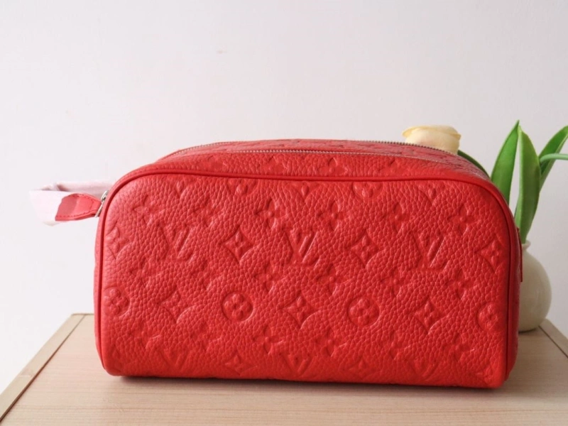 LV Cosmetic Bags 4178A-0259
