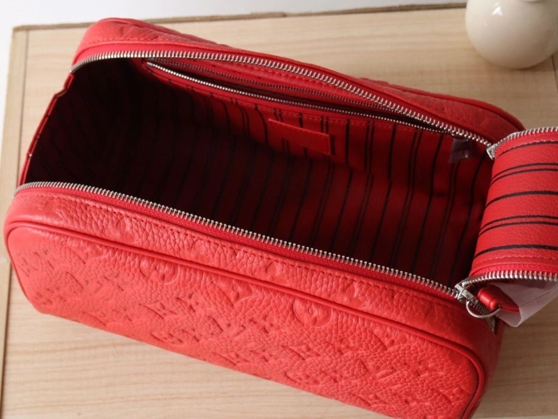 LV Cosmetic Bags 4178A-0259