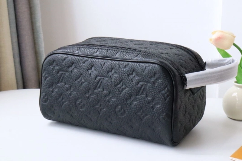 LV Cosmetic Bags 4178A-0262