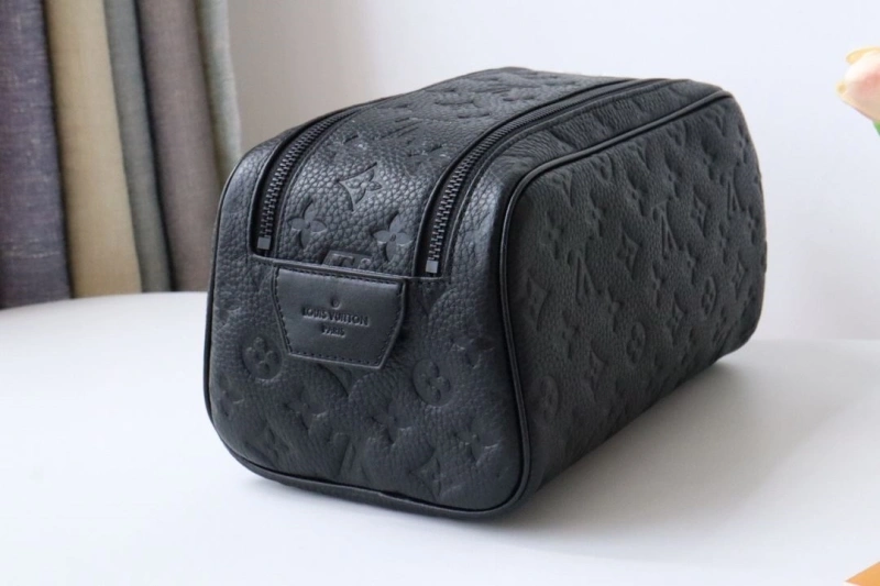 LV Cosmetic Bags 4178A-0262
