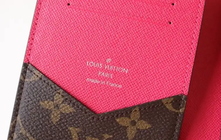 LV Wallets 4178D-0006