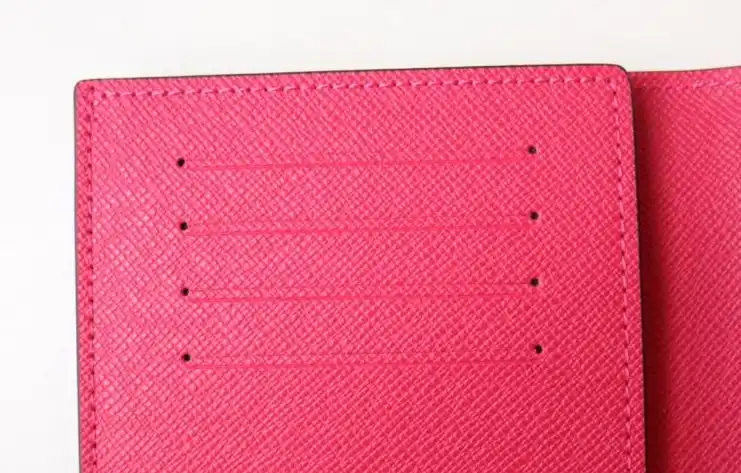 LV Wallets 4178D-0006