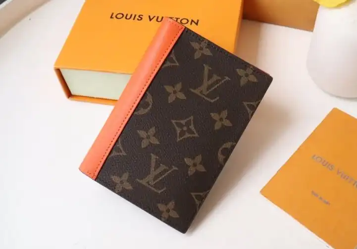 LV Wallets 4178D-0010