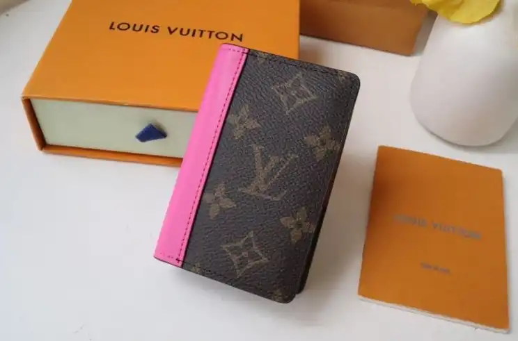 LV Wallets 4178D-0014