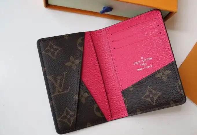 LV Wallets 4178D-0014