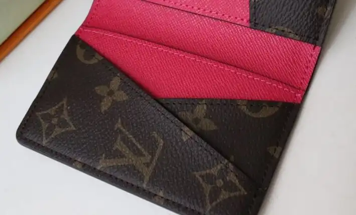 LV Wallets 4178D-0014