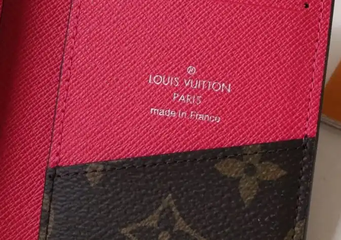 LV Wallets 4178D-0014