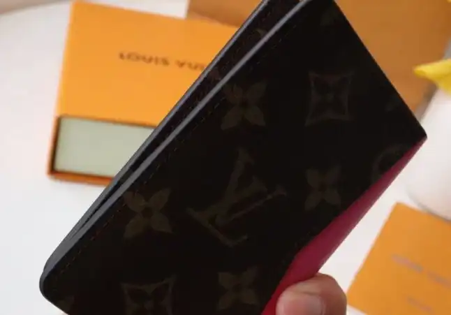 LV Wallets 4178D-0014