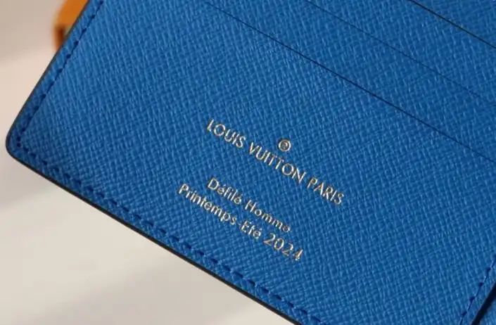 LV Wallets 4178D-0020