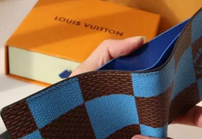LV Wallets 4178D-0020