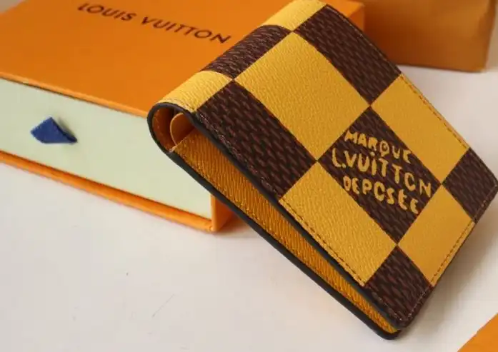 LV Wallets 4178D-0021