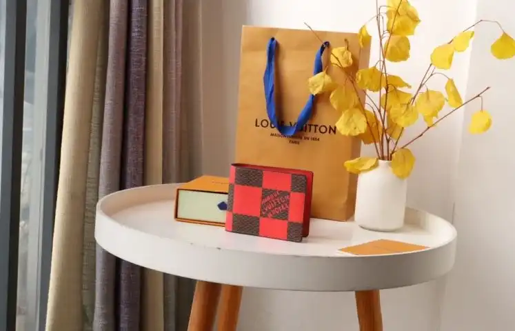 LV Wallets 4178D-0022