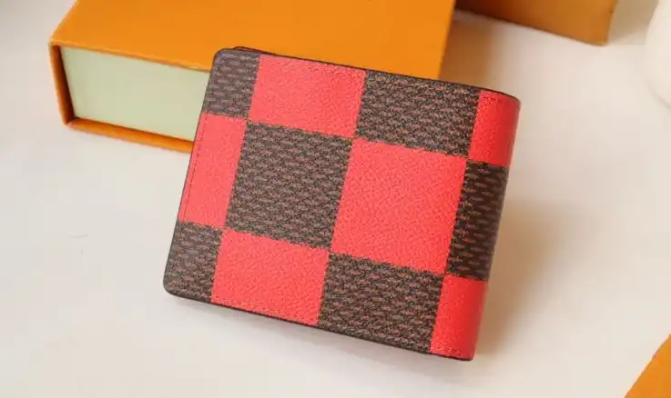 LV Wallets 4178D-0022