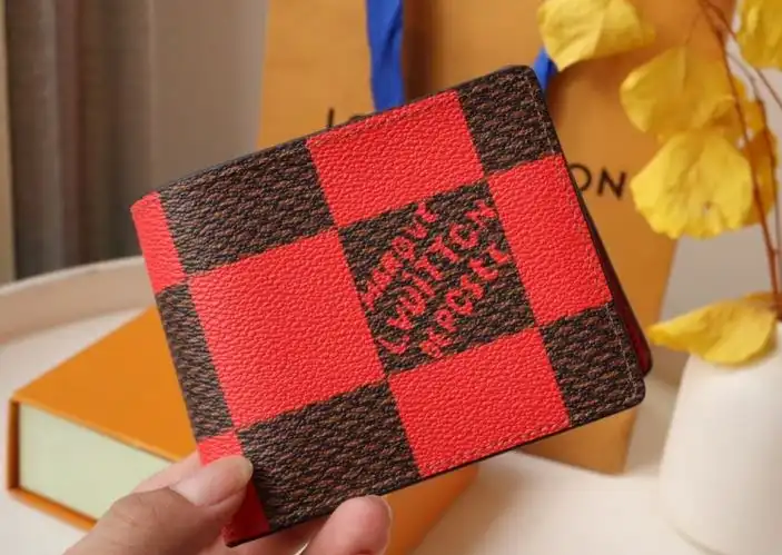 LV Wallets 4178D-0022