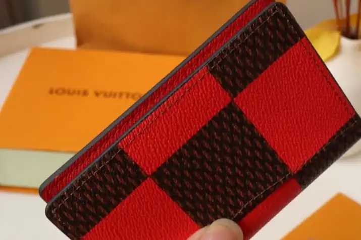 LV Wallets 4178D-0025