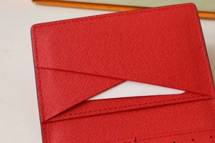 LV Wallets 4178D-0025