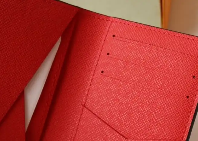 LV Wallets 4178D-0025
