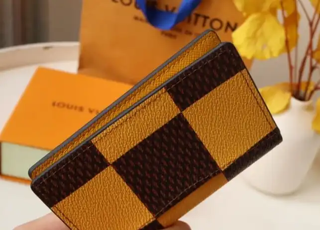 LV Wallets 4178D-0026