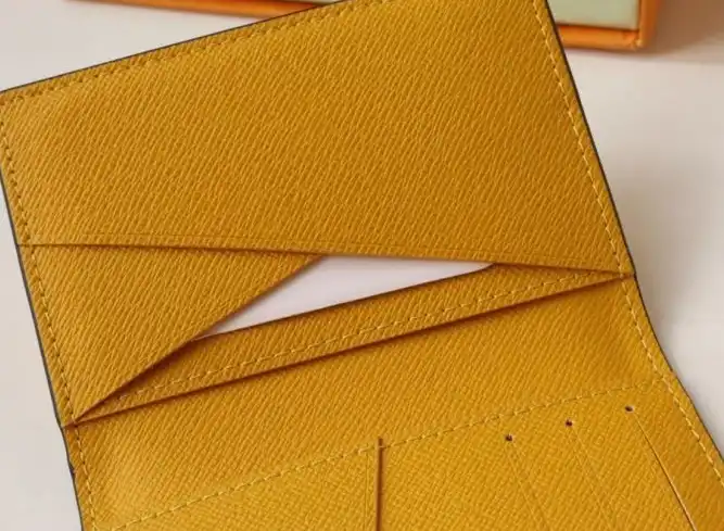 LV Wallets 4178D-0026