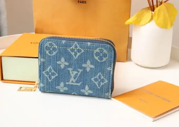 LV Wallets 4178D-0029