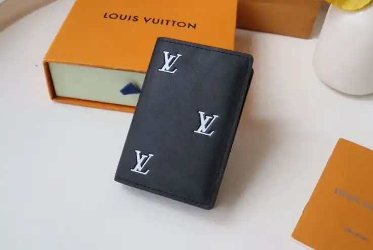 LV Wallets 4178D-0030