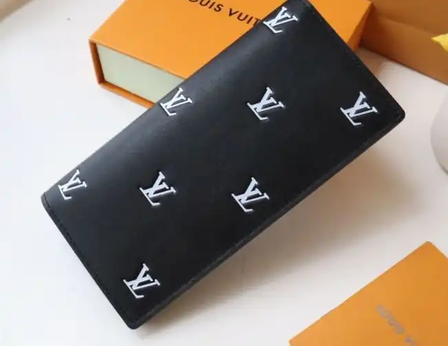 LV Wallets 4178D-0031