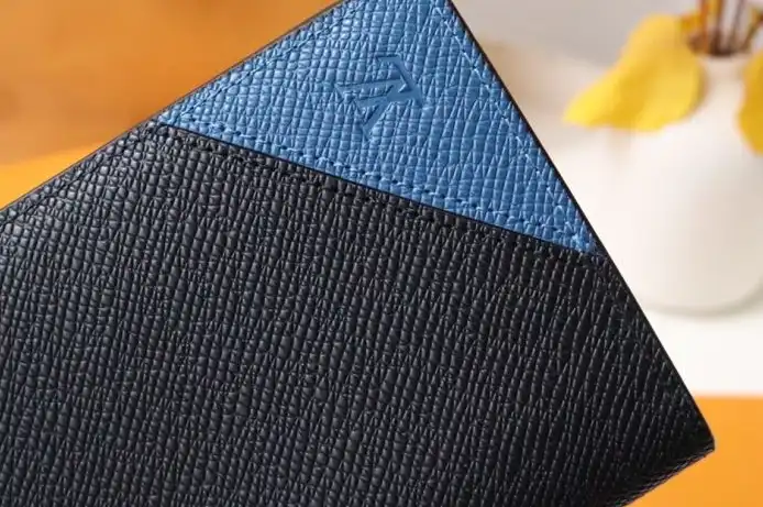 LV Wallets 4178D-0036