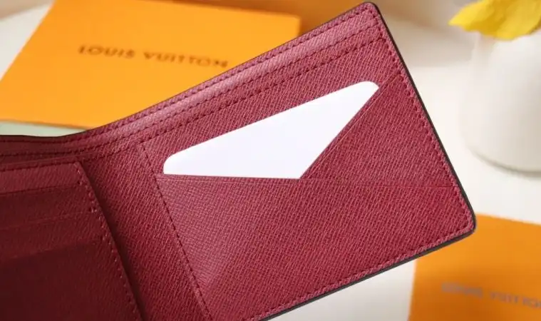 LV Wallets 4178D-0037