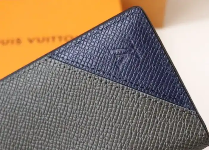 LV Wallets 4178D-0040