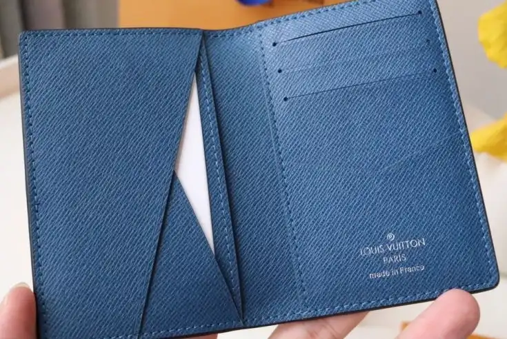 LV Wallets 4178D-0042