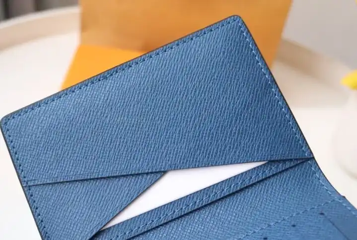 LV Wallets 4178D-0042