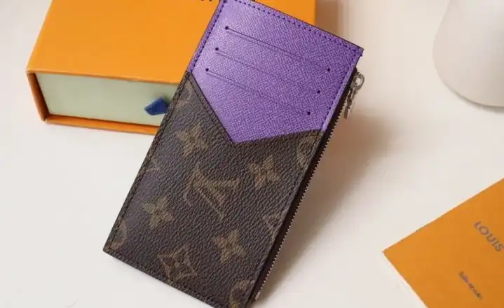 LV Wallets 4178D-0045