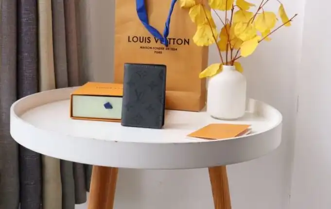 LV Wallets 4178D-0064