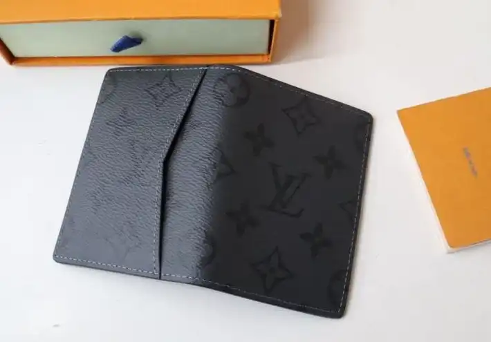 LV Wallets 4178D-0064