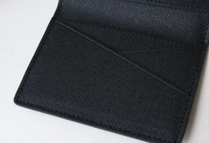 LV Wallets 4178D-0064